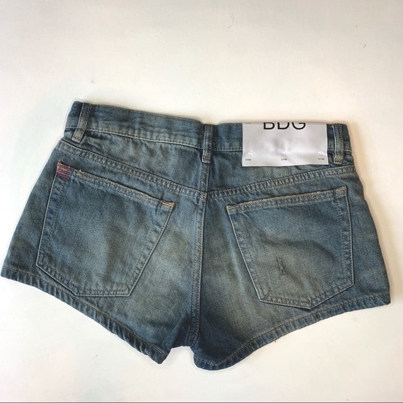 BDG Mid Rise Essential Denim Short - Picture 3 of 4